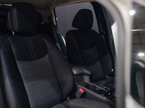 Used 2023 Nissan Leaf SV Plus image 35