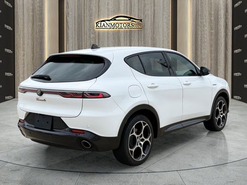 Used 2024 Alfa Romeo Tonale Veloce image 7