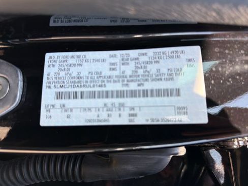 Used 2024 Lincoln Corsair AWD w/ Equipment Group 101A image 36
