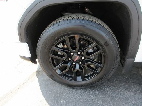 Certified 2025 GMC Sierra 1500 Elevation AWD/4WD image 14