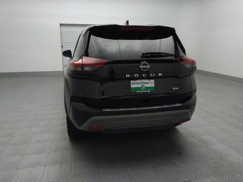 Used 2022 Nissan Rogue SV image 6