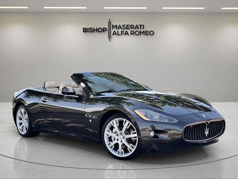 Used 2011 Maserati GranTurismo Convertible image 1