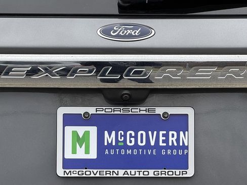 Used 2022 Ford Explorer XLT w/ Equipment Group 202A image 25