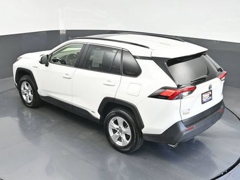 Used 2021 Toyota RAV4 XLE w/ Convenience Package AWD/4WD image 30