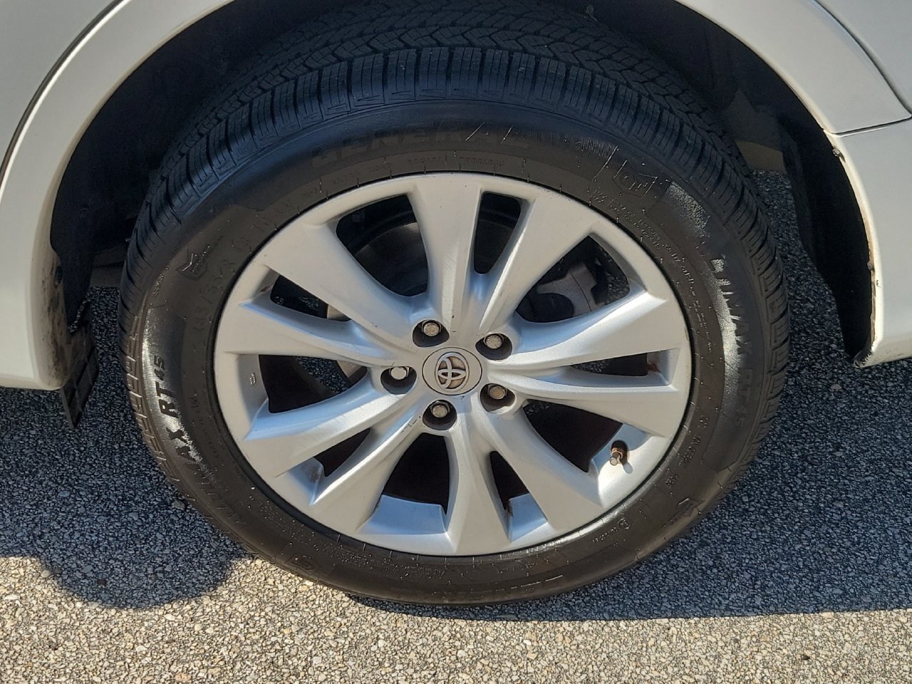 Used 2014 Toyota RAV4 Limited FWD image 5