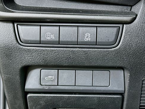 Used 2024 MAZDA MAZDA3 s FWD image 17