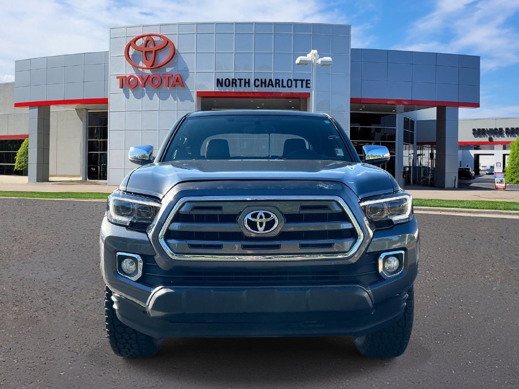 Used 2017 Toyota Tacoma Limited w/ Tow Package AWD/4WD image 2