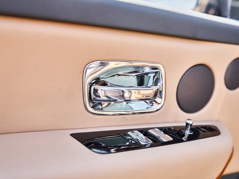 Used 2020 Rolls-Royce Cullinan AWD/4WD image 28