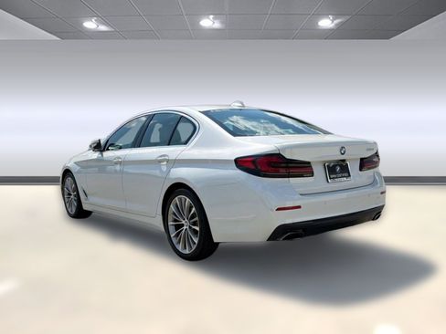 Used 2023 BMW 530i w/ Premium Package RWD image 2