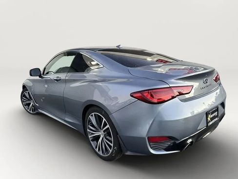 Used 2017 INFINITI Q60 2.0t RWD image 12