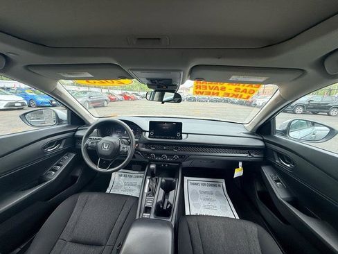 Used 2023 Honda Accord EX image 16