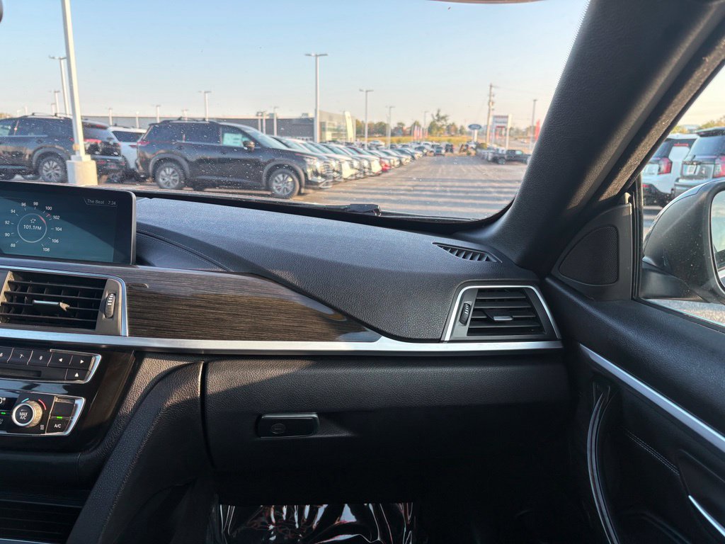 Used 2018 BMW 430i Convertible RWD image 19