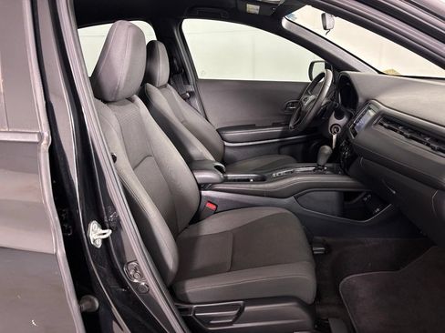 Used 2020 Honda HR-V Sport image 40