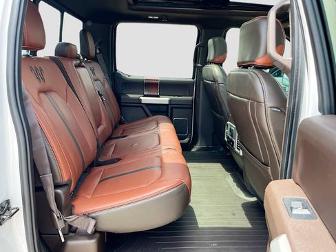 Used 2018 Ford F150 King Ranch w/ Equipment Group 601A Luxury AWD/4WD image 29