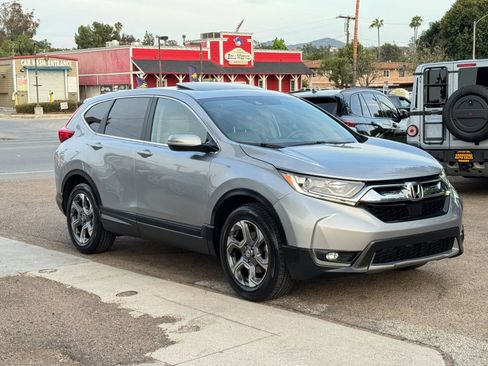 Used 2017 Honda CR-V EX image 2
