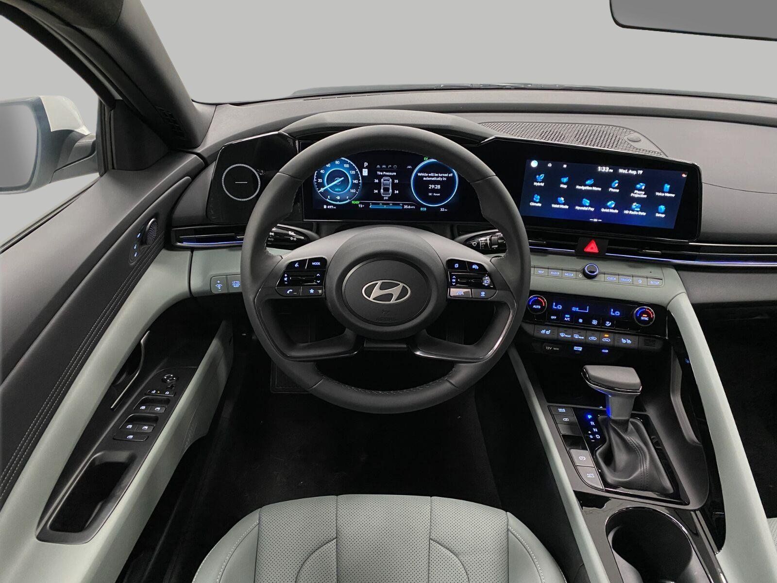 New 2026 Hyundai Elantra Limited FWD image 12