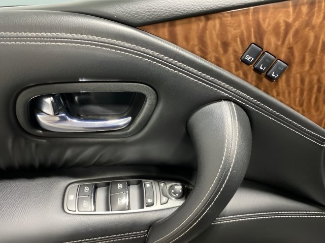 Used 2020 Nissan Armada SL w/ Premium Package AWD/4WD image 10