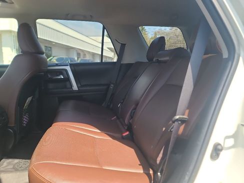 Used 2017 Toyota 4Runner Limited AWD/4WD image 10