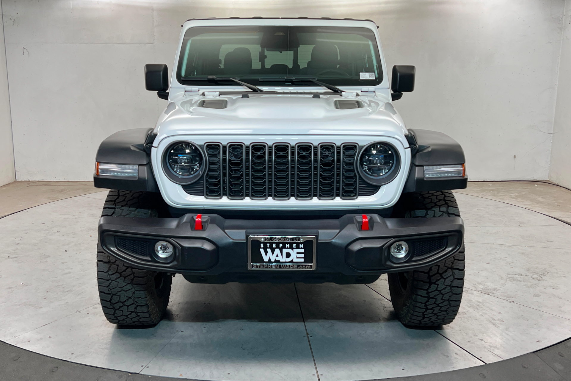 Used 2026 Jeep Gladiator Rubicon AWD/4WD image 9