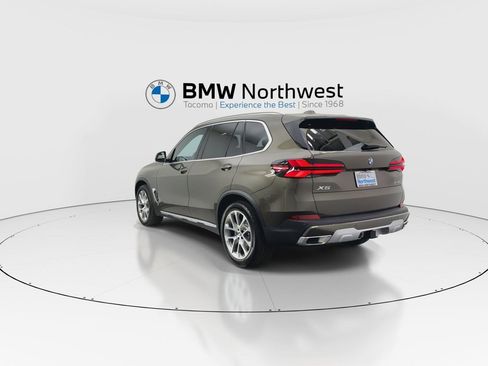 New 2026 BMW X5 xDrive40i w/ Climate Comfort Package image 12