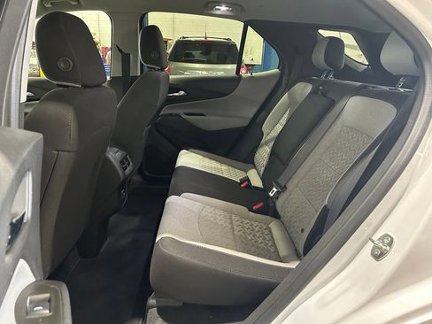 Used 2024 Chevrolet Equinox LS w/ LS Convenience Package AWD/4WD image 33