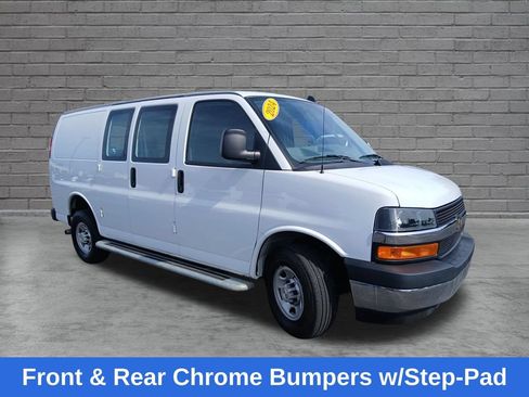 Used 2024 Chevrolet Express 2500 w/ Driver Convenience Package RWD image 9