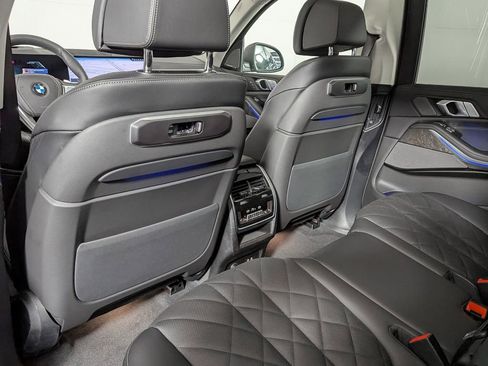 New 2026 BMW X7 xDrive40i image 32