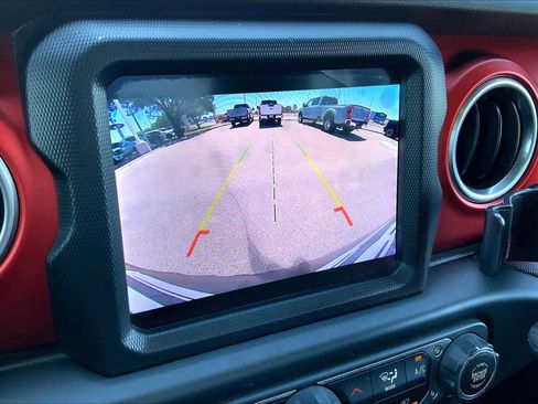 Used 2018 Jeep Wrangler Unlimited Rubicon image 26