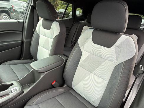 New 2026 Chevrolet Trax RS FWD image 14