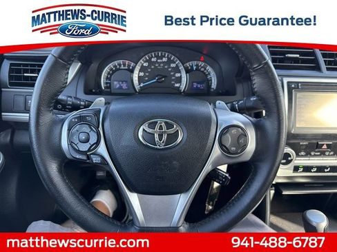 Used 2014 Toyota Camry XLE image 16