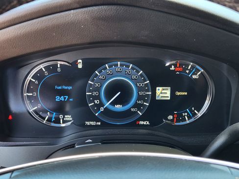 Used 2020 Cadillac Escalade Luxury w/ Escalade Sport Edition AWD/4WD image 21