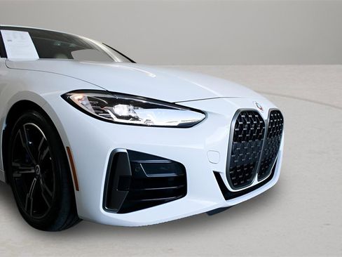 Used 2023 BMW M440i Coupe w/ Premium Package image 29