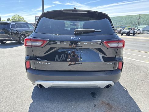 Used 2025 Ford Escape Active AWD/4WD image 4