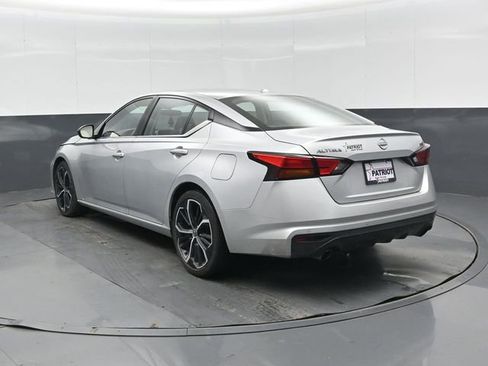 Used 2023 Nissan Altima 2.5 SR FWD image 6