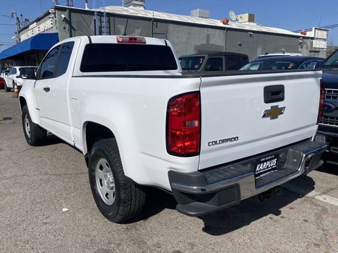 Used 2017 Chevrolet Colorado W/T image 8
