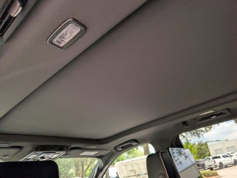 New 2026 Chevrolet Tahoe Premier AWD/4WD image 22