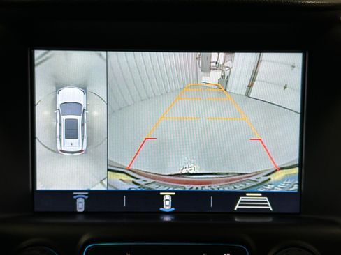 Used 2018 GMC Terrain Denali w/ Advanced Safety Package AWD/4WD image 8