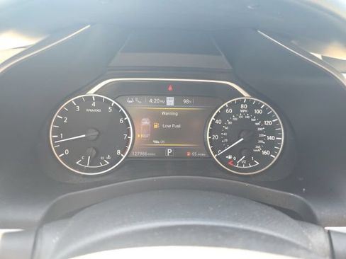 Used 2019 Nissan Murano SL w/ SL Technology Package FWD image 18