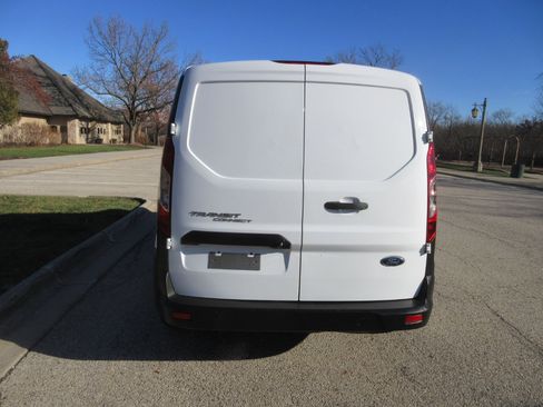 Used 2020 Ford Transit Connect XL image 12