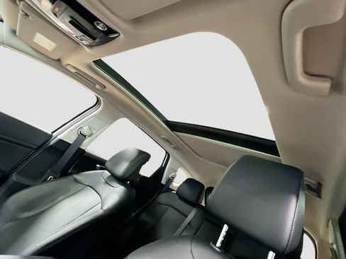 New 2026 Kia Sportage EX image 21