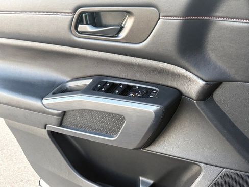 Certified 2023 Nissan Pathfinder Rock Creek image 27