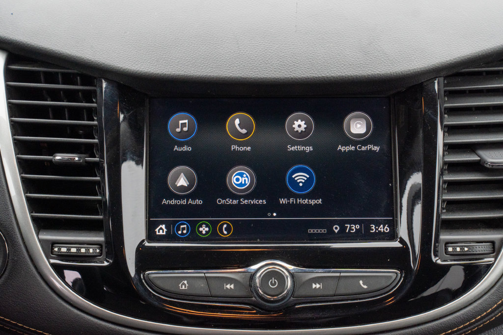 Used 2018 Chevrolet Trax LT w/ LT Convenience Package FWD image 16