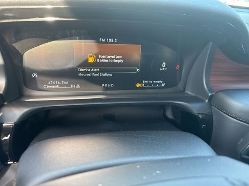 Used 2023 Lincoln Aviator Reserve w/ Equipment Group 201A RWD image 25