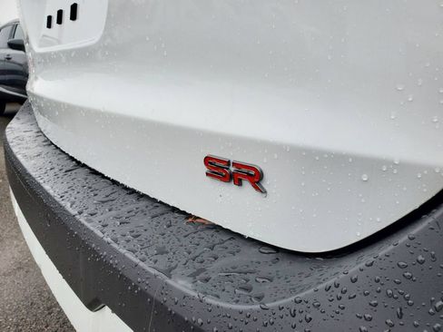 New 2026 Nissan Kicks SR FWD image 6