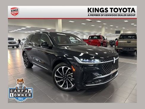 Used 2024 Lincoln Nautilus Black Label AWD/4WD image 1