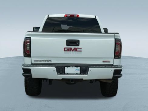 Used 2018 GMC Sierra 1500 SLT w/ All Terrain Package AWD/4WD image 8