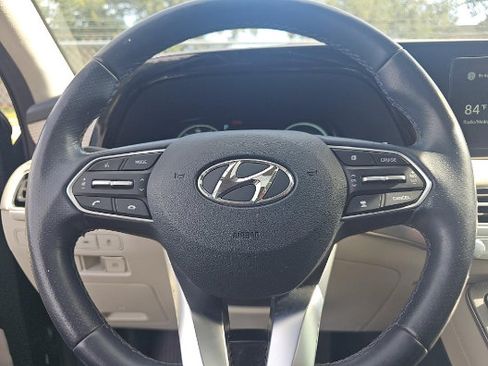 Used 2021 Hyundai Palisade Calligraphy w/ Winter Package FWD image 12
