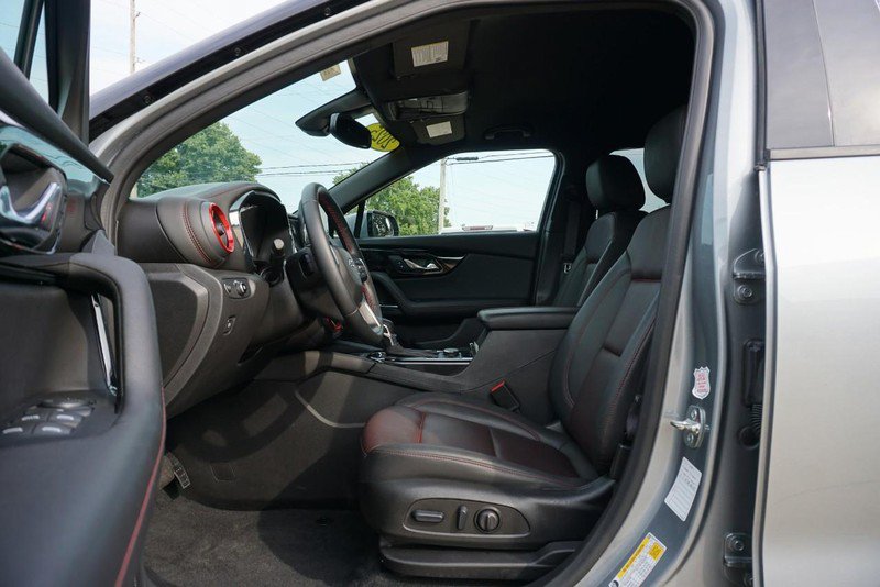 Used 2025 Chevrolet Blazer RS AWD/4WD image 21