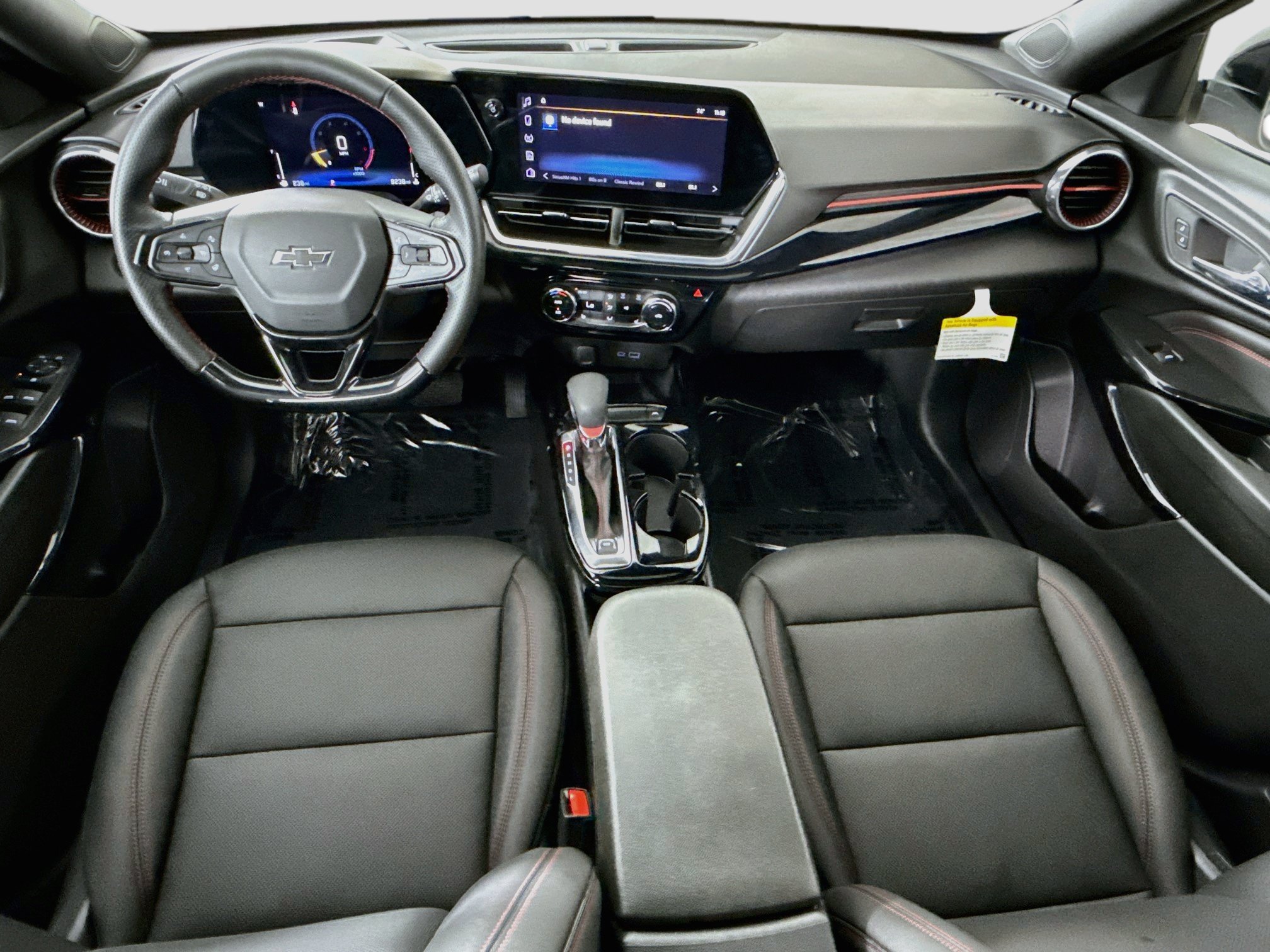 Used 2025 Chevrolet Trax RS w/ Sunroof Package FWD image 25