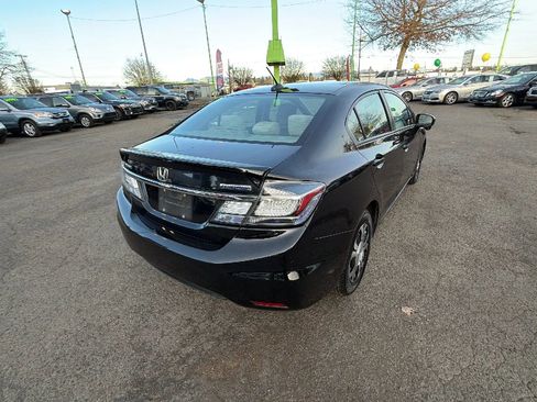Used 2014 Honda Civic Hybrid Sedan image 4